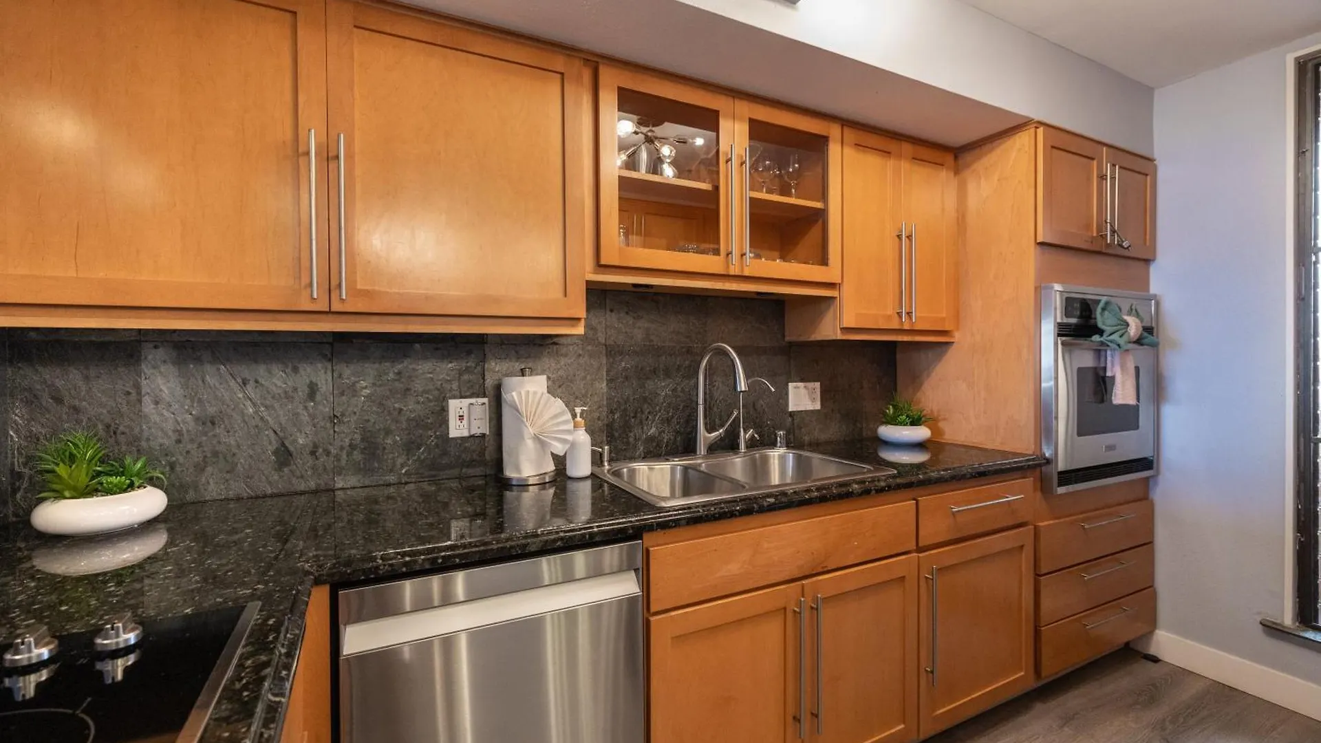 منتجع Oceanview Kahana Villa - Walk To Beach & Dining لاهينا