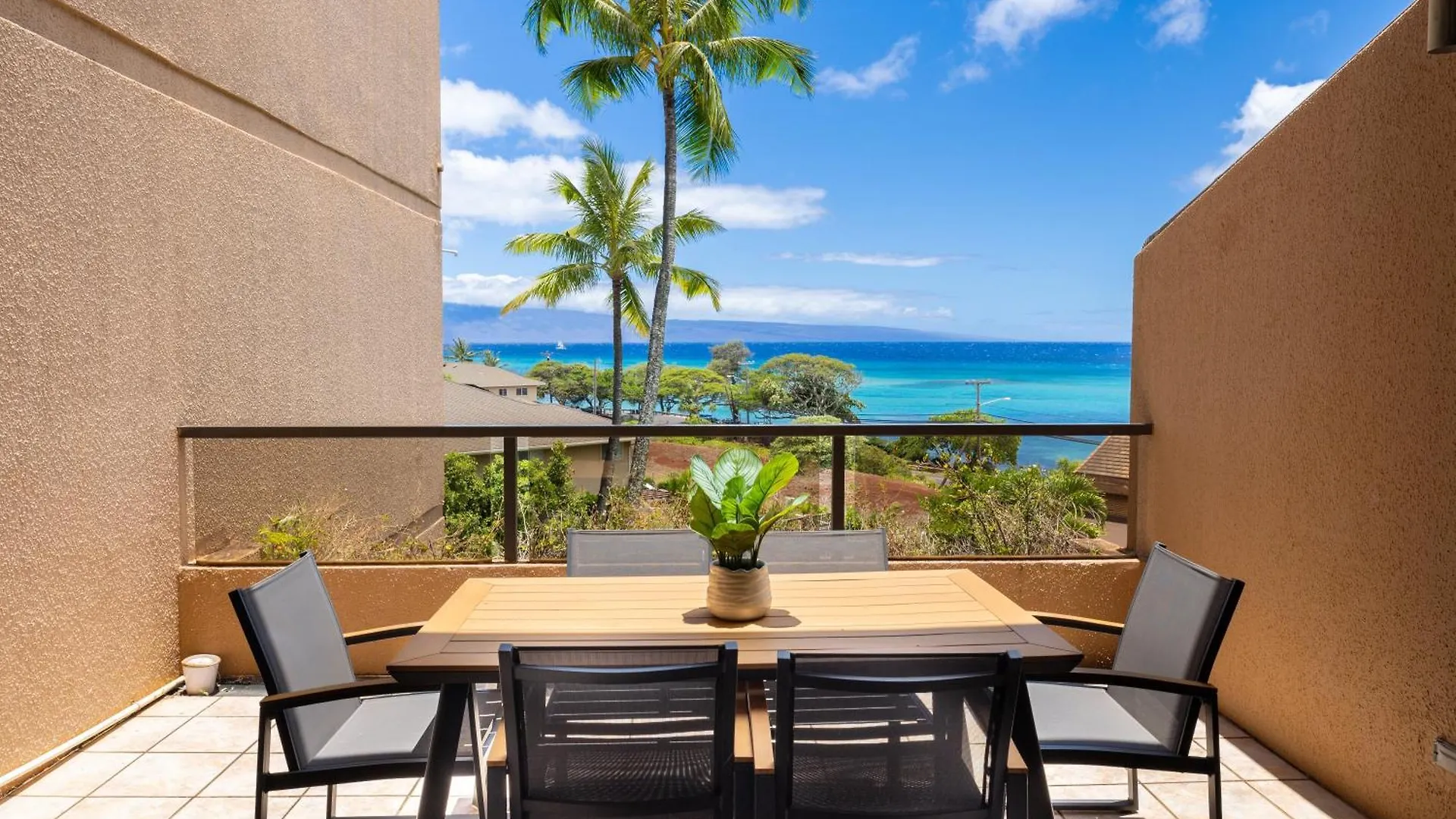 *** منتجع Oceanview Kahana Villa - Walk To Beach & Dining لاهينا الولايات المتحدة الأمريكية